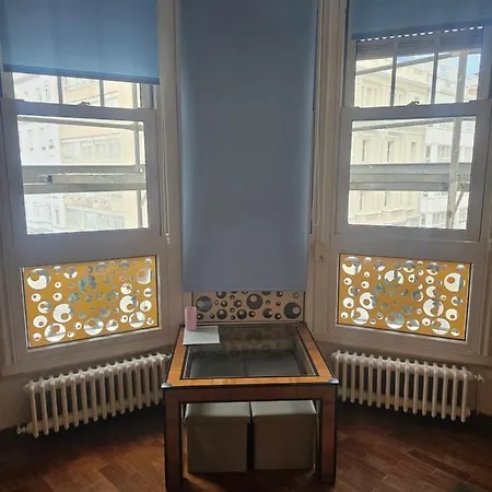 Quarto em Acomodações Particulares Amplia Y Centrica En Piso Compartido Corunha